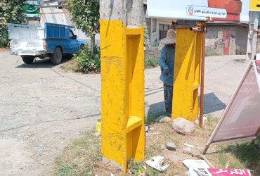 رنگ‌آمیزی تیرهای برق با هدف بهبود دید در شب و افزایش ایمنی شهری در ماکلوان