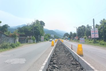 اجرای عملیات جدول‌گذاری خیابان‌های مسیر بلوار شهید عسکر معصوم در شهر ماکلوان